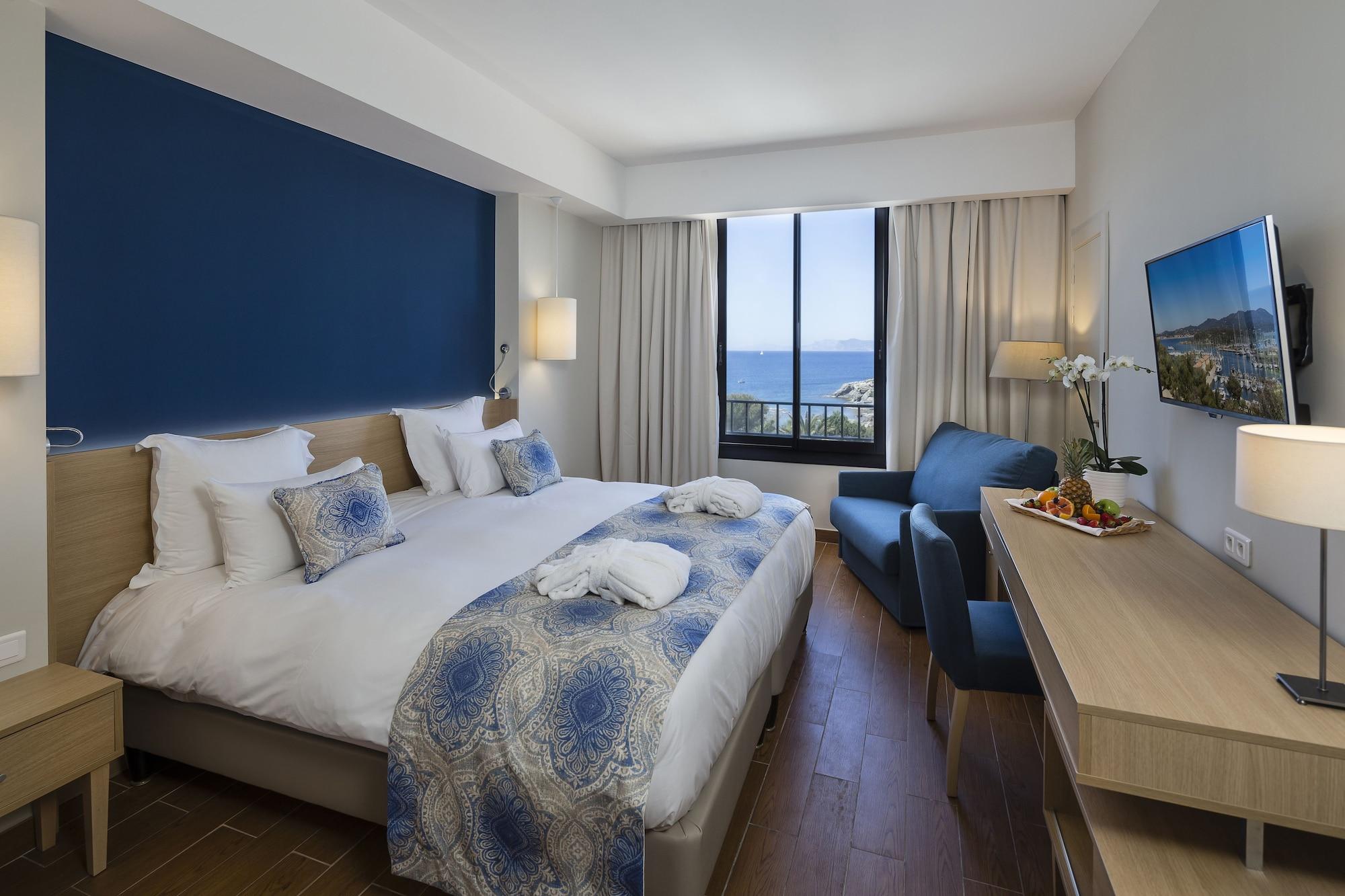 Hotel Helios & Spa - Ile Des Embiez Сис-Фур-Ле-Пляж Экстерьер фото